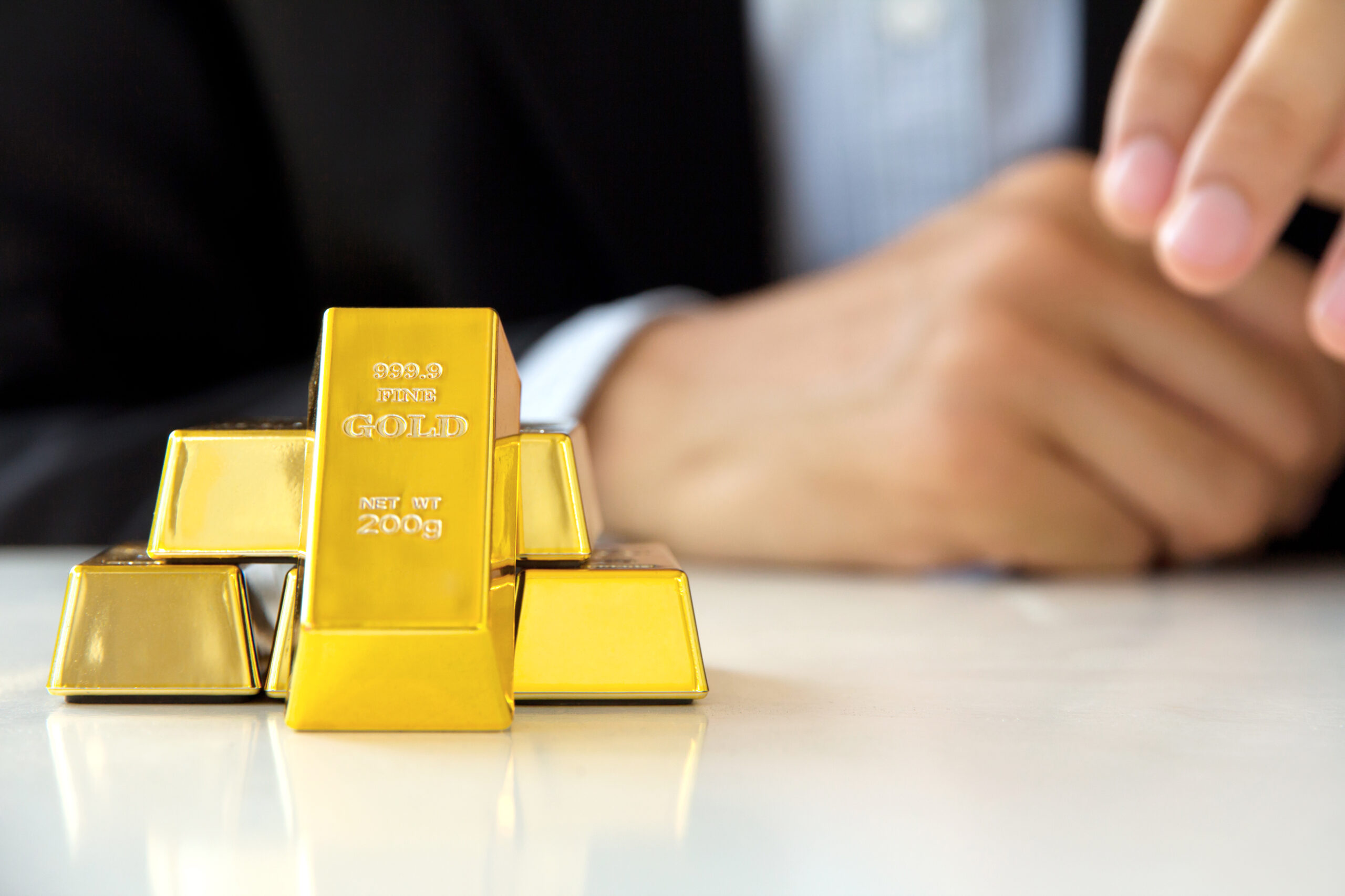 gold-bars-concept-2023-11-27-05-10-31-utc (1)